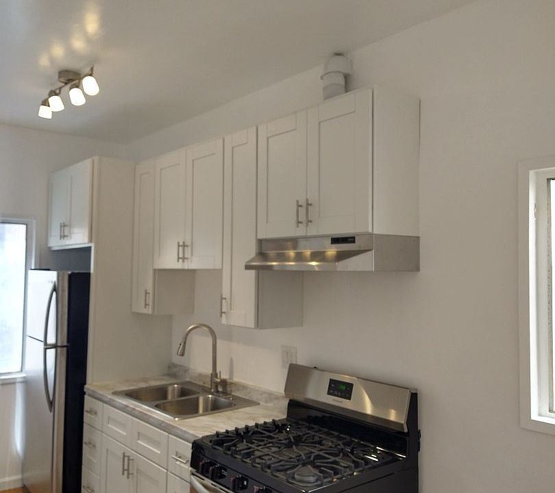 1st image of 407 1/4 Witmer St #9718496