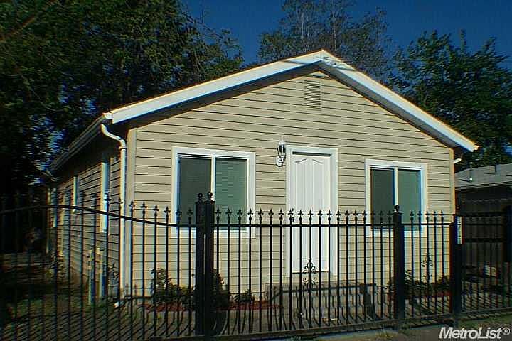 1st image of 1711 Sunset Ave