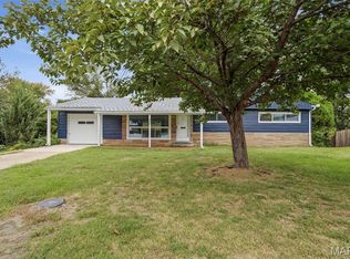 7109 Fernbrook Dr, Saint Louis, MO 63123
