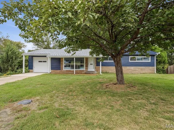 7109 Fernbrook Dr, Saint Louis, MO 63123