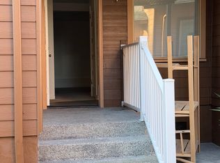 3725 Rockefeller Ave #B, Everett, WA 98201