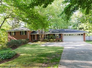 385 Montevallo Dr NE, Sandy Springs, GA 30342