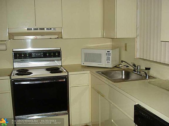2nd image of 9540 Sunrise Lakes Blvd APT 111
