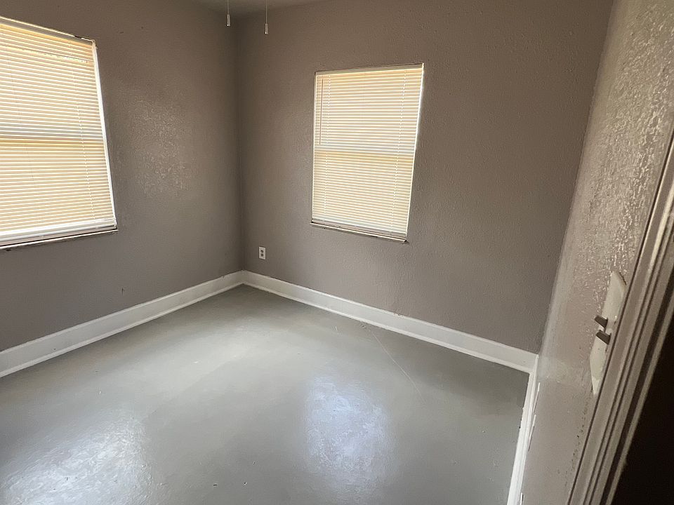 2nd image of 764 18th St