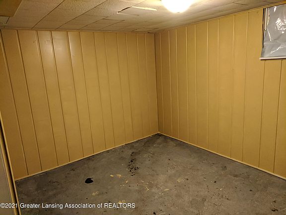2nd image of 1620 Illinois Ave