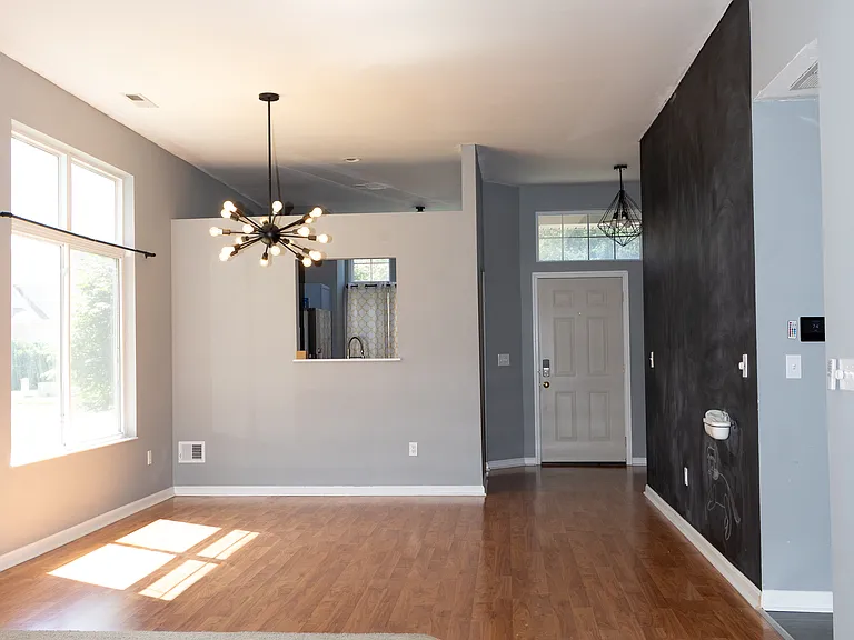 1671 Glenn Abbey Dr — Photo 11