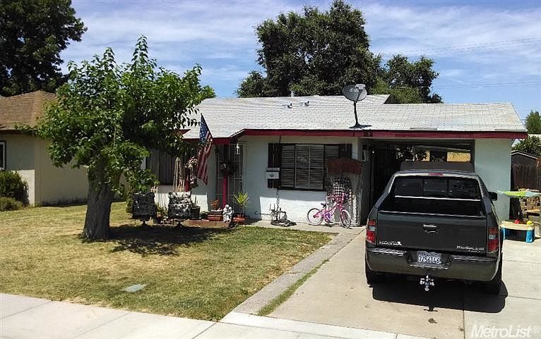 1st image of 1812 Manzanita Way