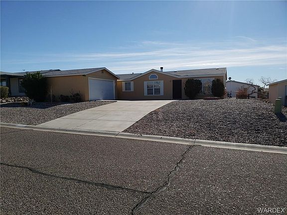 2nd image of 2644 E Davida Ave