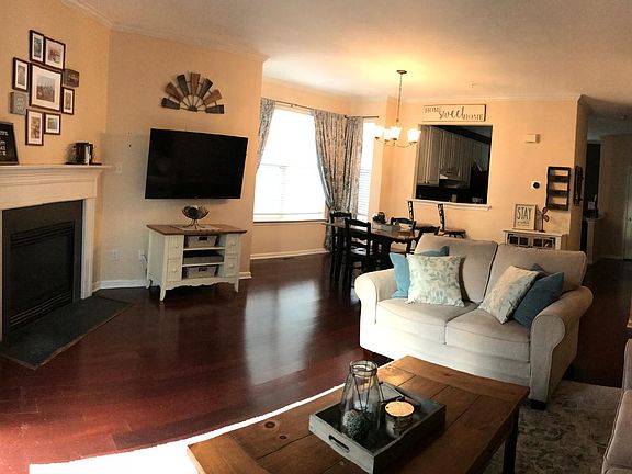 Living and dining room