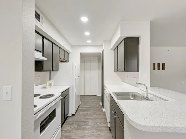 Arrowhead Park Apartments