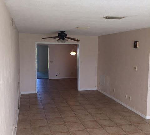 4th image of 21 Camellia Dr