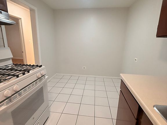 3rd image of 700 McKinley Ave #308