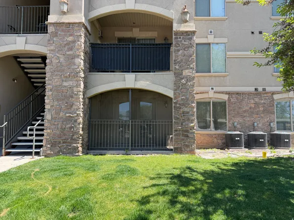 801 S 90 E APT D101, Vernal, UT 84078
