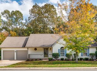 5856 Riley Rd, Ooltewah, TN 37363