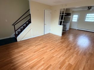 75 Fairview Ave #B, Hamden, CT 06514