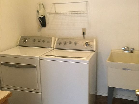 4th image of 2305 161st St E