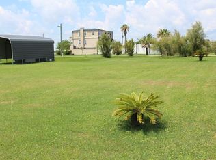 978 Olive Dr, Crystal Beach, TX 77650