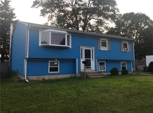 29 Whalen Ave, Warwick, RI 02889