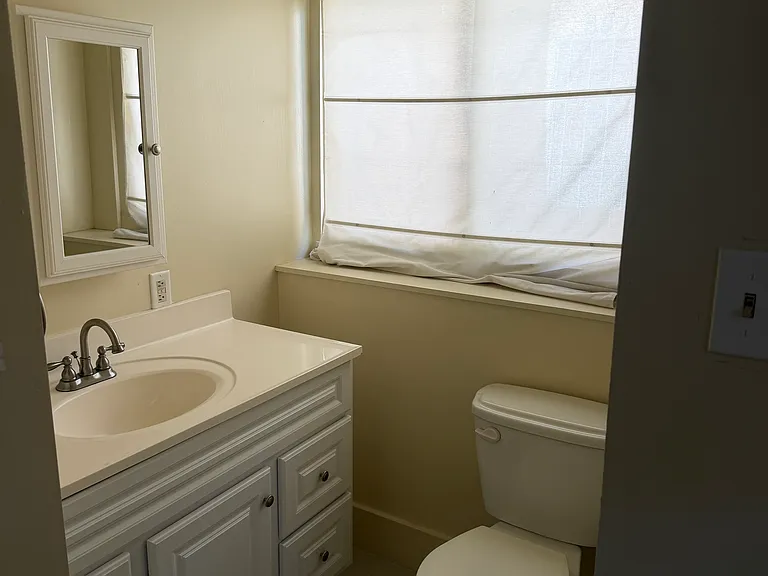 487 Dawson Ave — Photo 7