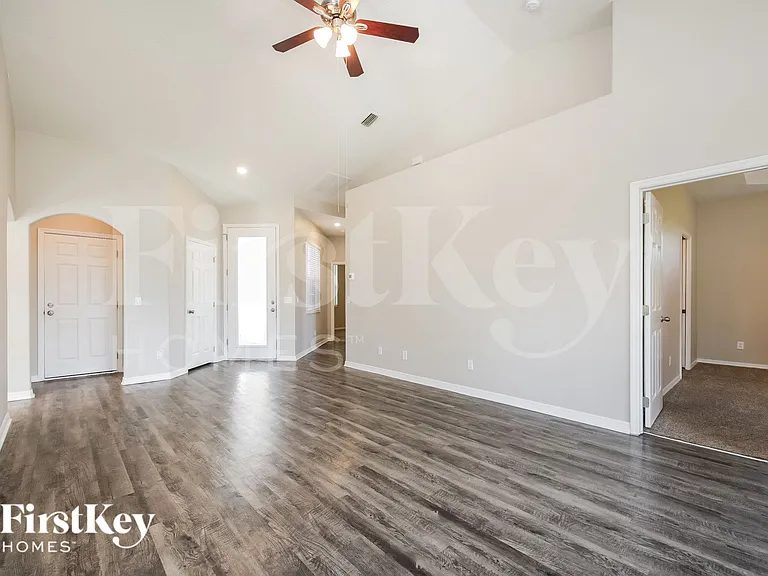 4929 Hungary Rd — Photo 3