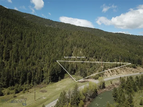 66569 Gallatin Rd, Gallatin Gateway, MT 59730