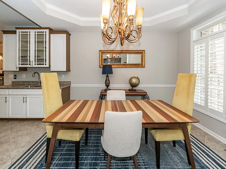 2105 Williams Veneer Ct — Photo 9