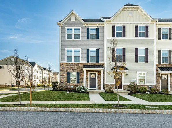 741 Quarry Point Rd, Malvern, PA 19355