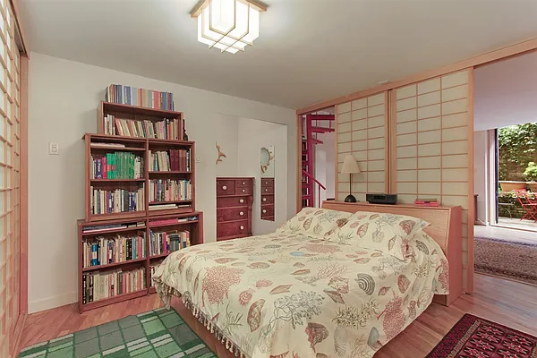 Sold by Corcoran | media 16