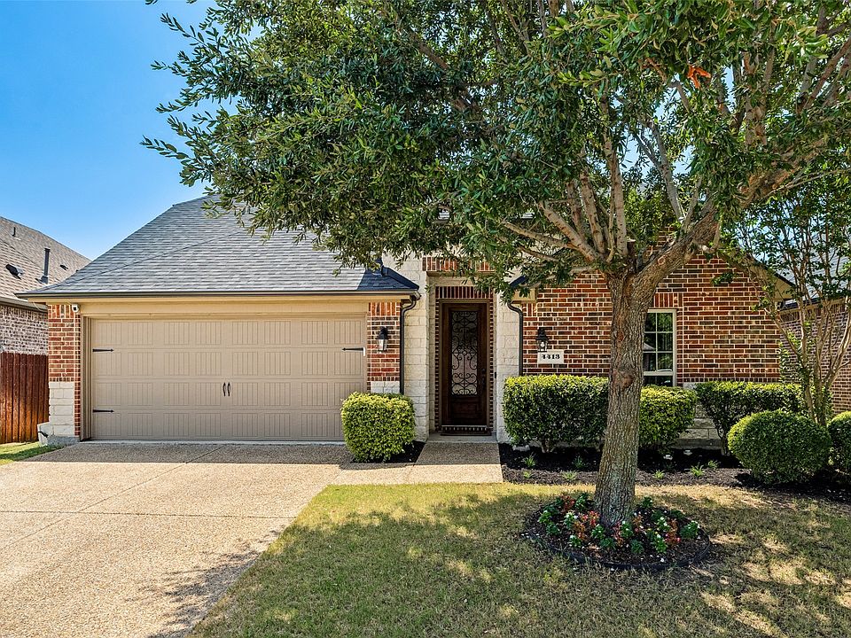 1st image of 4413 Forest Cove Dr