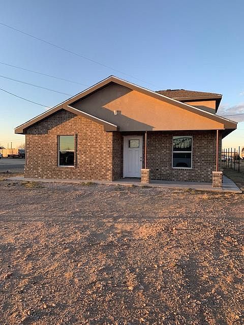 1st image of 8226 W Larry Ln