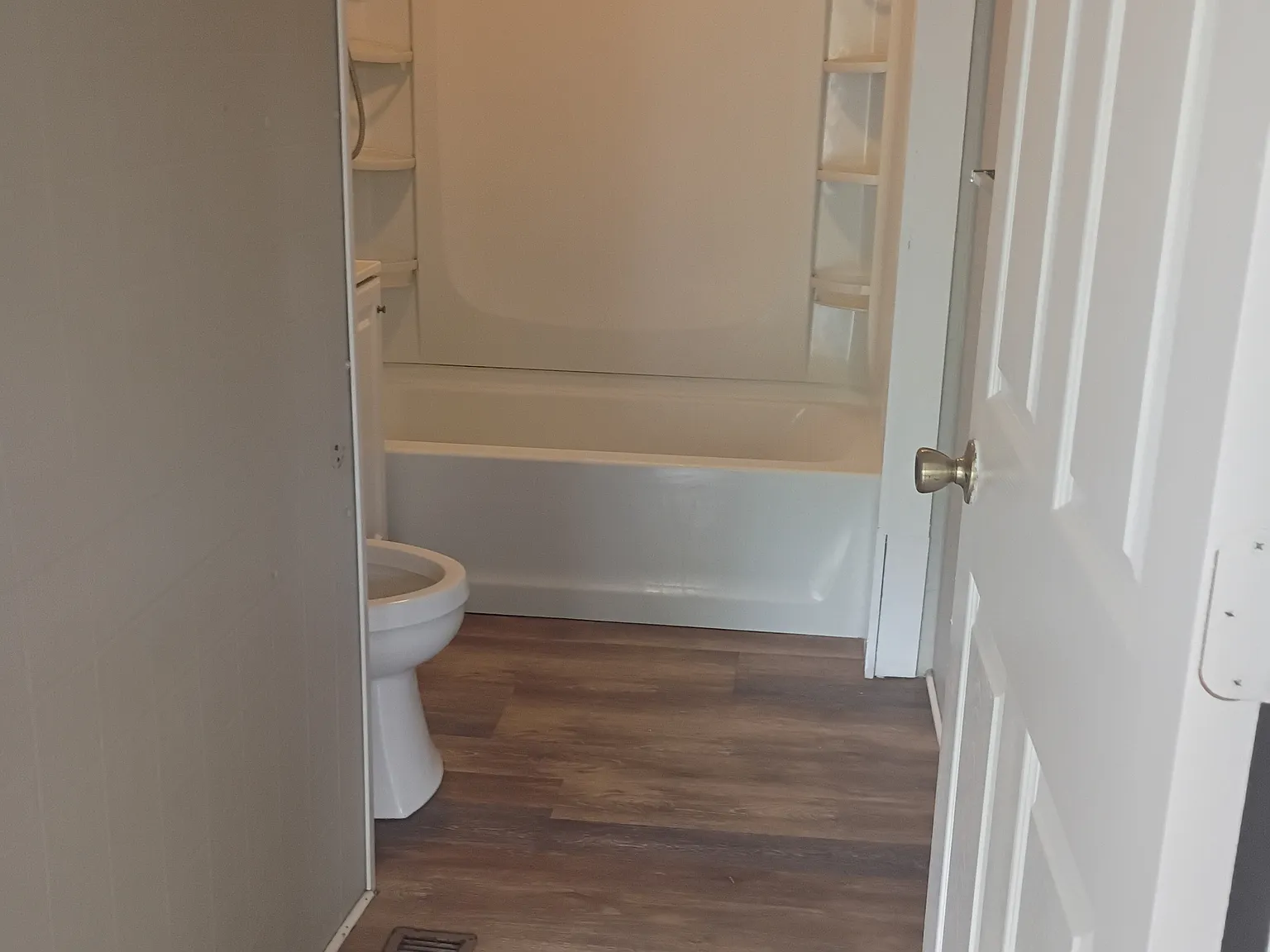 104 Park St — Photo 3