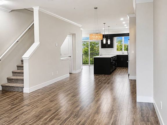 3rd image of 19913 70th Ave #1