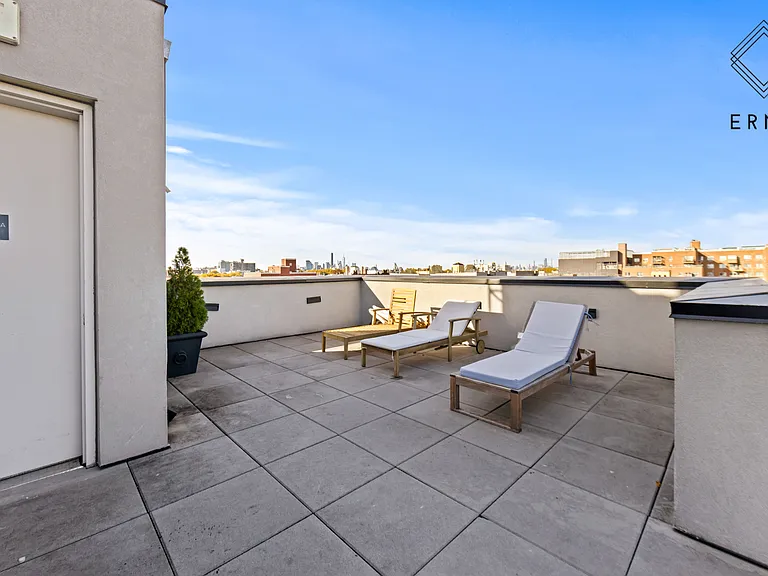 43 Columbia Pl #3R — Photo 10