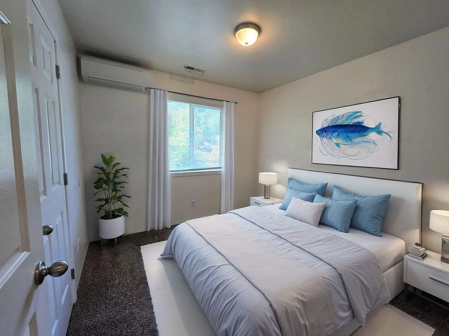 3 bed, 1.5 bath, 1042 sqft, $1,300 — Photo 4