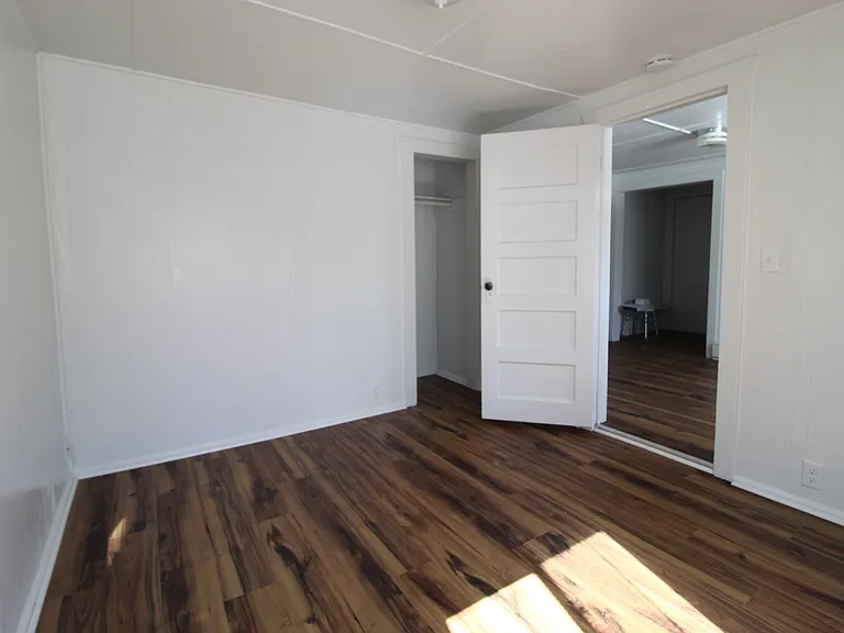 528 Torrey St — Photo 10