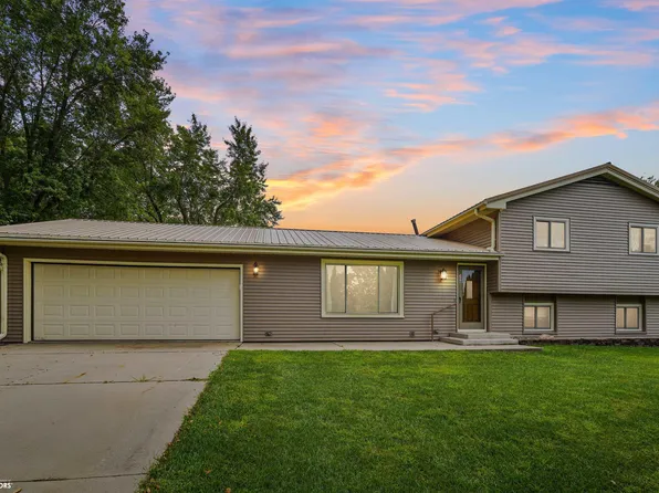 209 Wilson St, Laurel, IA 50141