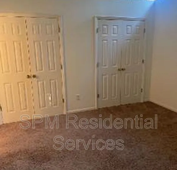 2705 Mayfair Dr #H-303 — Photo 4