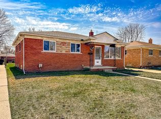 20848 Walton St, Saint Clair Shores, MI