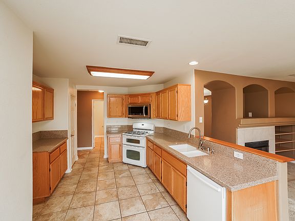 4th image of 30439 Misty Creek Dr