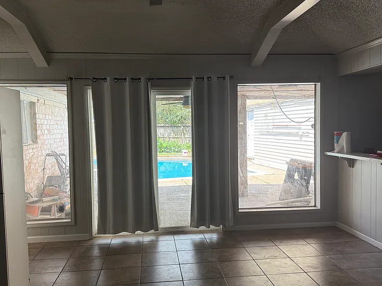 330 Ballantrae Ln — Photo 8