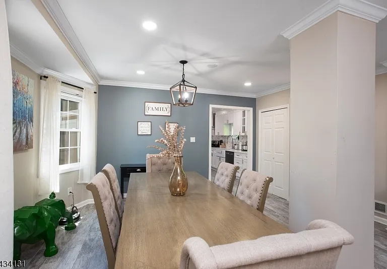 138 Jerome Pl — Photo 7