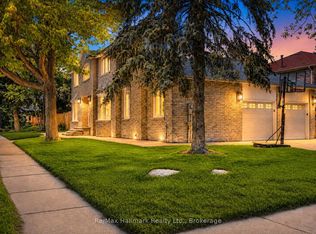 560 Chillingham Cres, Oakville, ON L6J6P2
