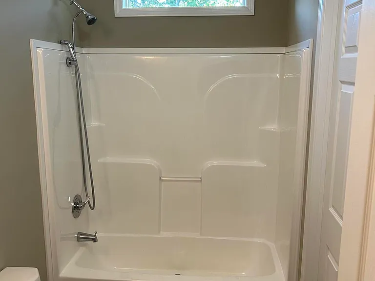 857 Nicholas Dr SW — Photo 20