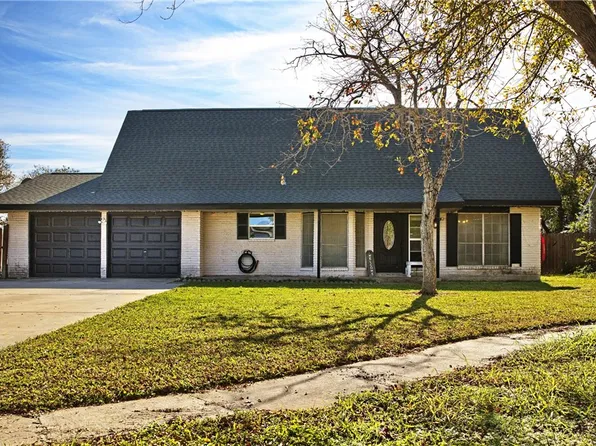 204 Wilshire St, Portland, TX 78374