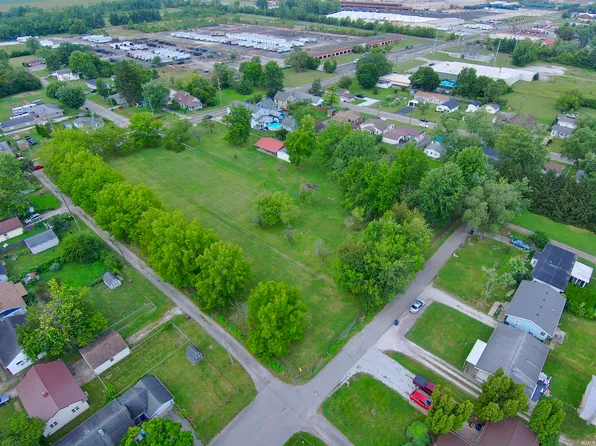 613 S Miller Ave, Marion, IN 46953