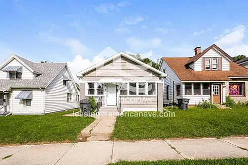 1806 S Taylor St Photo 1