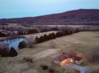 594 McKnight Ave, West Fork, AR 72774