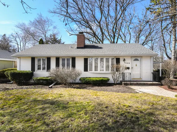 730 Skyline Dr, Barrington, IL 60010