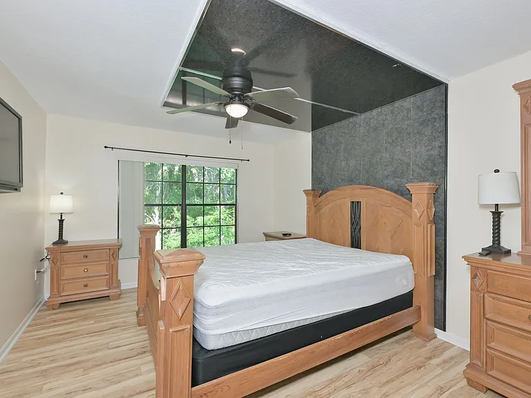 3301 Crystal Ct E #O — Photo 18
