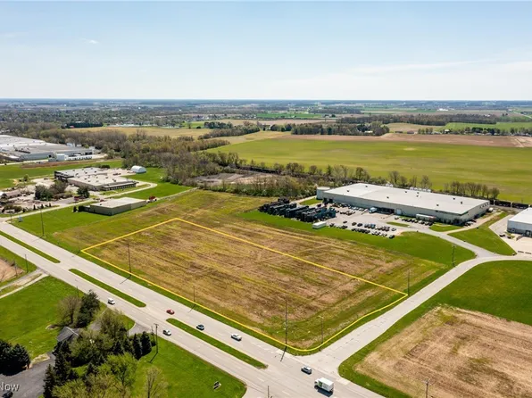 1085 W Main St, Bellevue, OH 44811